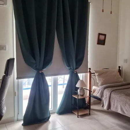 3 Bedroom Pafia 2 *